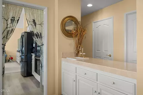 Entry Way - 1737 Emerald Isle Way, Oxnard, CA 93035 photo 2 of 2