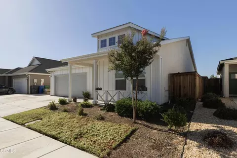 9706 Amberdale Way, Shafter, CA 93263