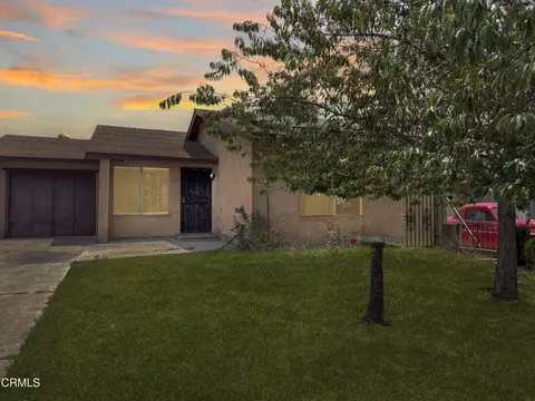 325 N 13th St, Santa Paula, CA 93060