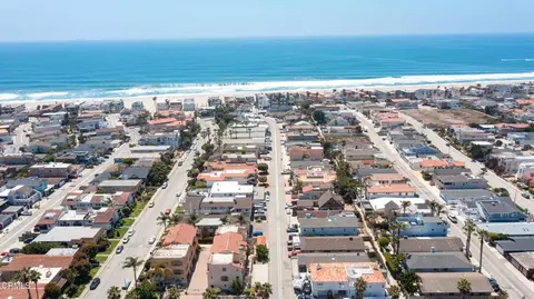 5125 W Wooley Rd #5, Oxnard, CA 93035