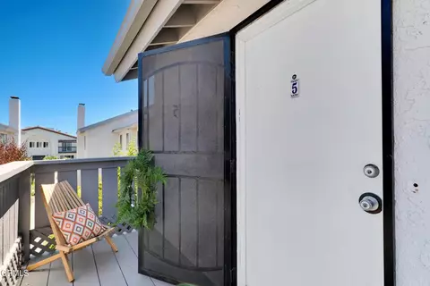 Exterior - 5125 W Wooley Rd #5, Oxnard, CA 93035 photo 2 of 3
