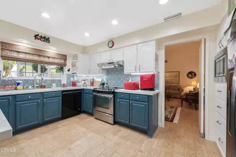 Kitchen - 3509 Vicki Ct, Simi Valley, CA 93063 photo 2 of 5