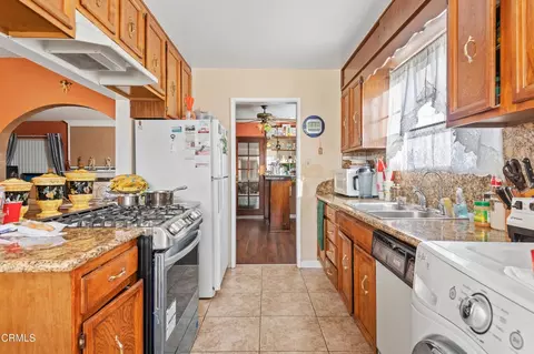 Kitchen - 3138 S K St, Oxnard, CA 93033 photo 1 of 1
