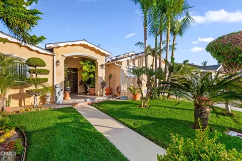 3138 S K St, Oxnard, CA 93033