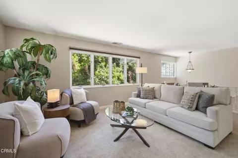 Living - 379 Foothill Dr, Fillmore, CA 93015 photo 3 of 4