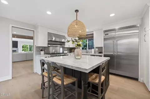 Kitchen - 5015 Marlin Way, Oxnard, CA 93035 photo 6 of 6
