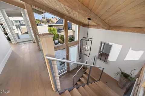 Entry Way - 5015 Marlin Way, Oxnard, CA 93035 photo 4 of 6