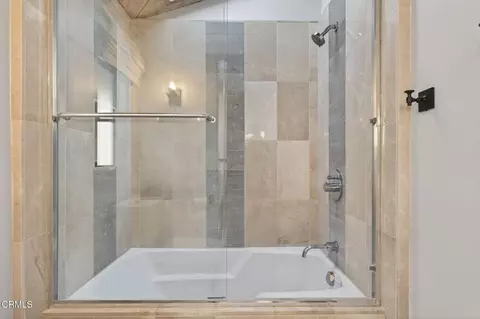 Bath - 5015 Marlin Way, Oxnard, CA 93035 photo 8 of 11