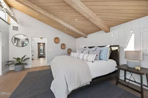 Bedroom - 5015 Marlin Way, Oxnard, CA 93035 photo 2 of 5