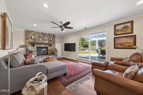 Living - 550 Buckboard Ln, Ojai, CA 93023 photo 2 of 2