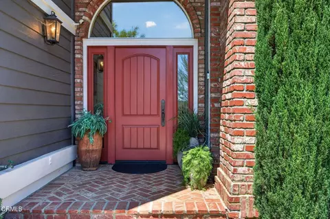Entry Way - 550 Buckboard Ln, Ojai, CA 93023 photo 1 of 2