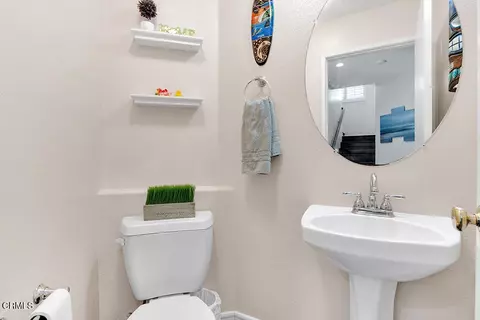 Bath - 232 Bolero Ln, Oxnard, CA 93036 photo 3 of 3