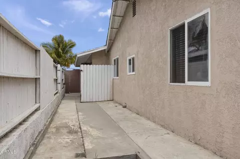 Exterior - 1953 Almanor St, Oxnard, CA 93036 photo 6 of 6