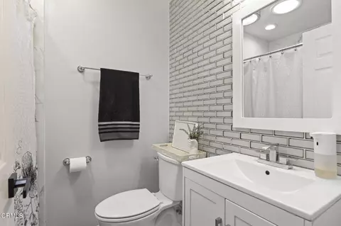 Bath - 1953 Almanor St, Oxnard, CA 93036 photo 2 of 2