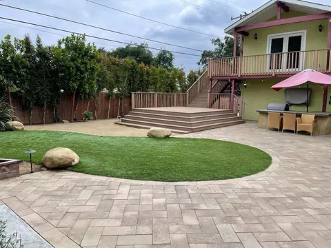 1182 Mariano Dr, Ojai, CA 93023