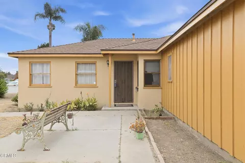 Exterior - 456 E Poplar St, Oxnard, CA 93033 photo 3 of 7
