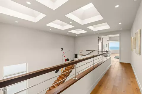 Entry Way - 827 Mandalay Beach Rd, Oxnard, CA 93035 photo 9 of 9