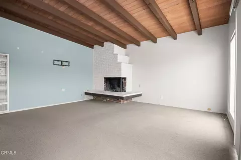 Living - 113 La Granada St, Oxnard, CA 93035 photo 3 of 9