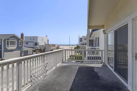 Exterior - 113 La Granada St, Oxnard, CA 93035 photo 2 of 6