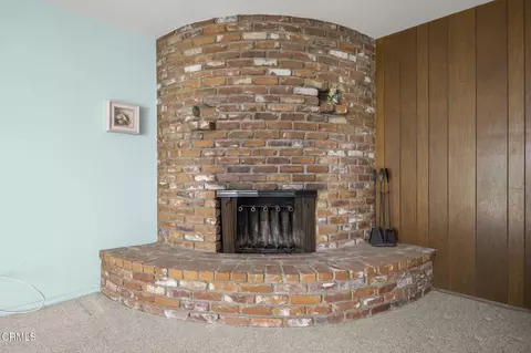 Living - 113 La Granada St, Oxnard, CA 93035 photo 9 of 9