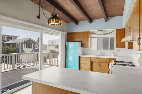 Kitchen - 113 La Granada St, Oxnard, CA 93035 photo 2 of 3