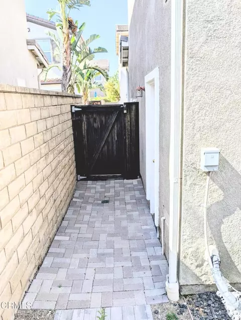 Exterior - 417 Spring Park Rd, Camarillo, CA 93012 photo 4 of 4