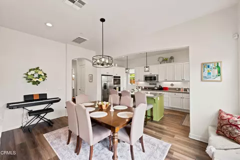 Dining - 1639 Range Rd, Oxnard, CA 93036 photo 3 of 5