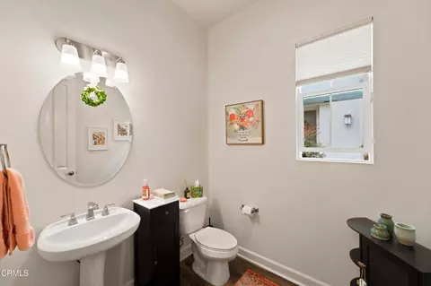 Bath - 1639 Range Rd, Oxnard, CA 93036 photo 1 of 4
