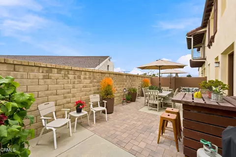 Exterior - 1639 Range Rd, Oxnard, CA 93036 photo 2 of 10