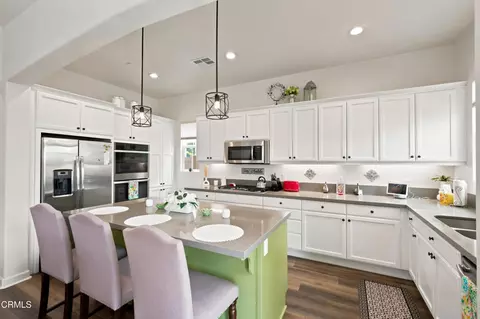 Kitchen - 1639 Range Rd, Oxnard, CA 93036 photo 2 of 5