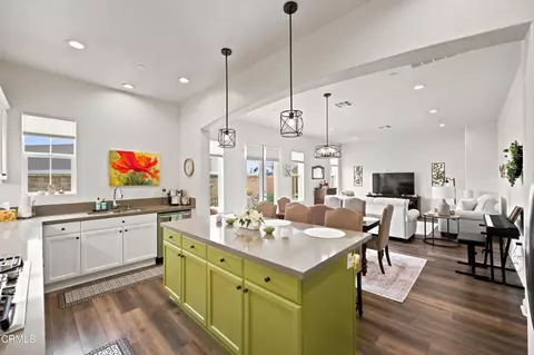 Kitchen - 1639 Range Rd, Oxnard, CA 93036 photo 3 of 5