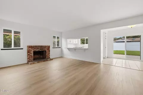 Living - 3450 Pier Walk, Oxnard, CA 93035 photo 6 of 9