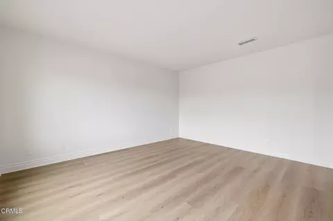 Living - 3450 Pier Walk, Oxnard, CA 93035 photo 3 of 9
