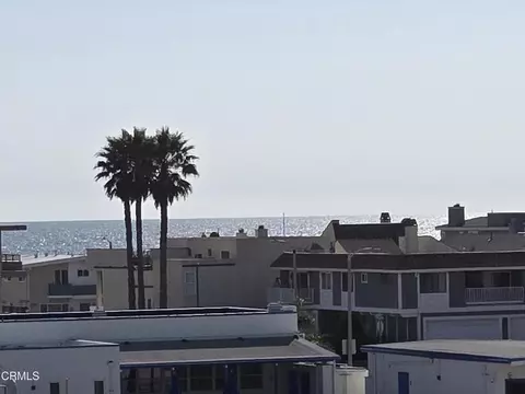 View/Area - 2831 Harbor Blvd, Oxnard, CA 93035 photo 1 of 6
