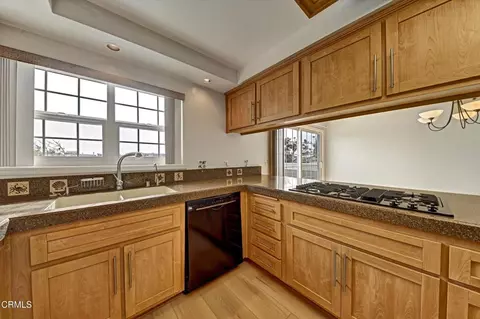 Kitchen - 2831 Harbor Blvd, Oxnard, CA 93035 photo 5 of 5