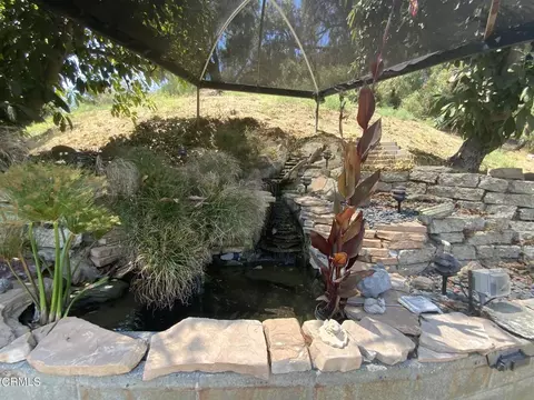 Exterior - 377 N Loop Dr N, Camarillo, CA 93010 photo 5 of 9