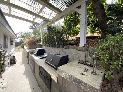 377 N Loop Dr N, Camarillo, CA 93010 photo 22