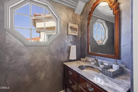 Bath - 4252 Harbour Island Ln, Oxnard, CA 93035 photo 6 of 6