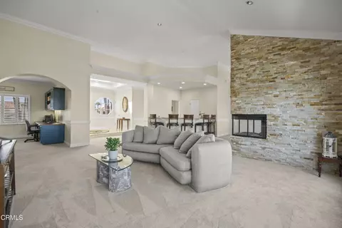 Living - 4252 Harbour Island Ln, Oxnard, CA 93035 photo 4 of 4