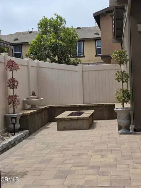 Exterior - 544 Nile River Dr, Oxnard, CA 93036 photo 6 of 8
