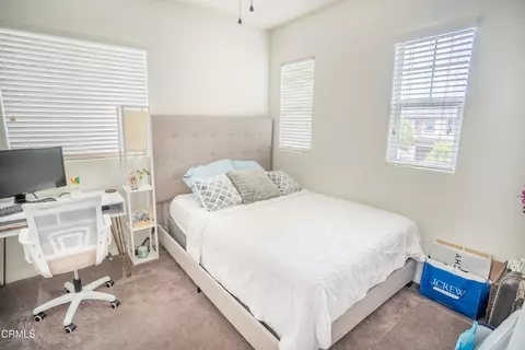 Bedroom - 544 Nile River Dr, Oxnard, CA 93036 photo 4 of 4