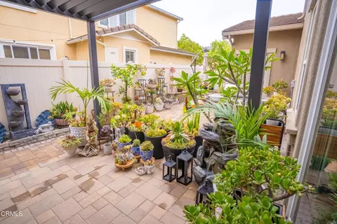 Exterior - 544 Nile River Dr, Oxnard, CA 93036 photo 5 of 8