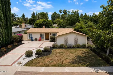 22901 Leadwell St, West Hills, CA 91307