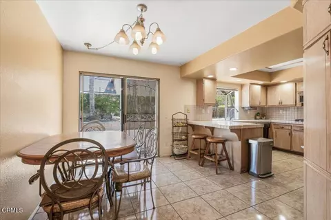 Dining - 1600 Holly Ave, Oxnard, CA 93036 photo 2 of 4