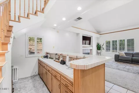 Entry Way - 1600 Holly Ave, Oxnard, CA 93036 photo 4 of 12