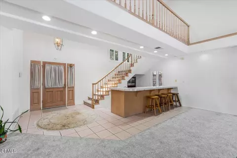 Entry Way - 1600 Holly Ave, Oxnard, CA 93036 photo 7 of 12