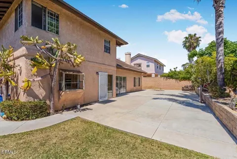 Exterior - 1600 Holly Ave, Oxnard, CA 93036 photo 8 of 9