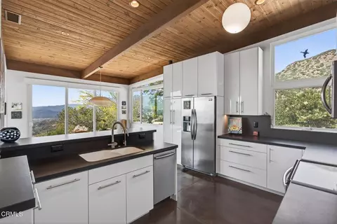 Kitchen - 1447 N Foothill Rd, Ojai, CA 93023 photo 1 of 2