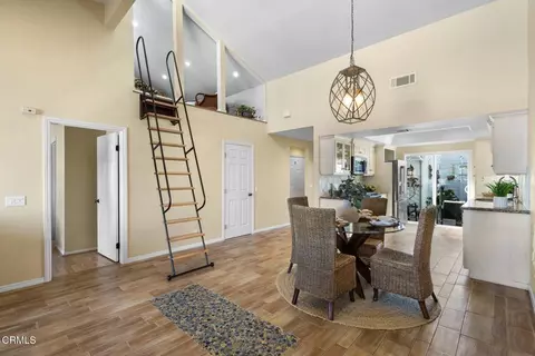 Dining - 4620 Falkirk Bay, Oxnard, CA 93035 photo 2 of 2
