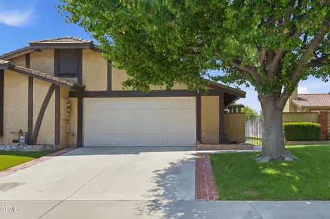 26019 Palomita Dr, Valencia, CA 91355